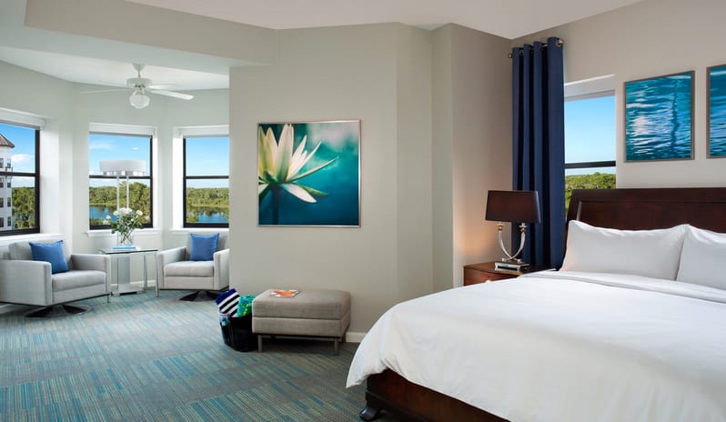 Master Bedroom with Solarium_001